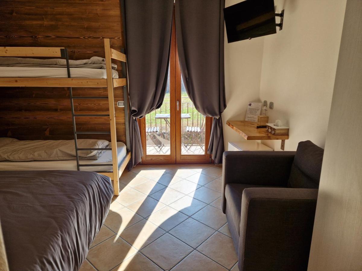 Azienda Agricola Agriturismo I Sei Petali Capo di Ponte Luaran gambar